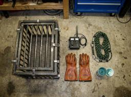 Full containment setup, field cage, suppressor, gloves, DON'T NEED ANYMORE :)